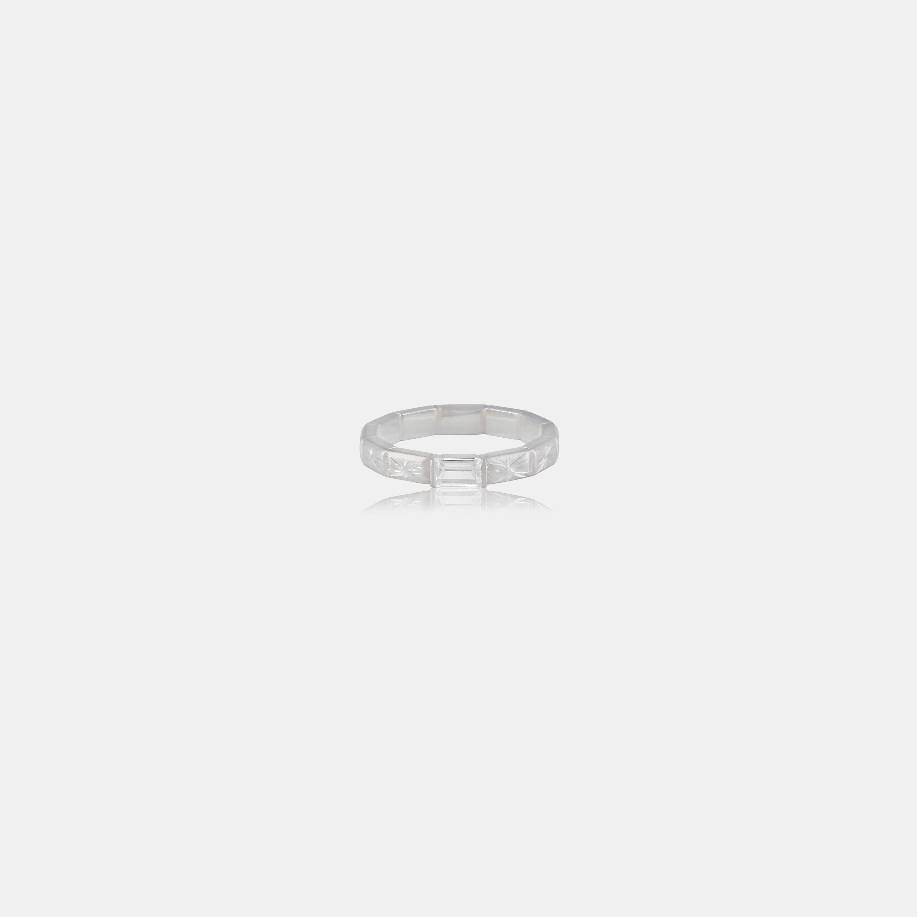 ENGRAVED METEOR RING IN SILVER