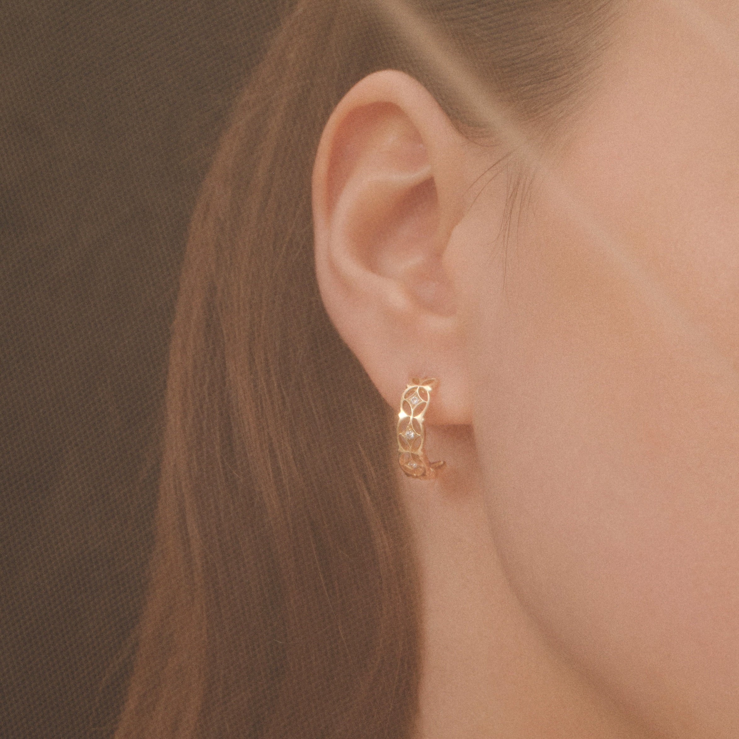 TRINA EARRINGS IN YELLOW GOLD