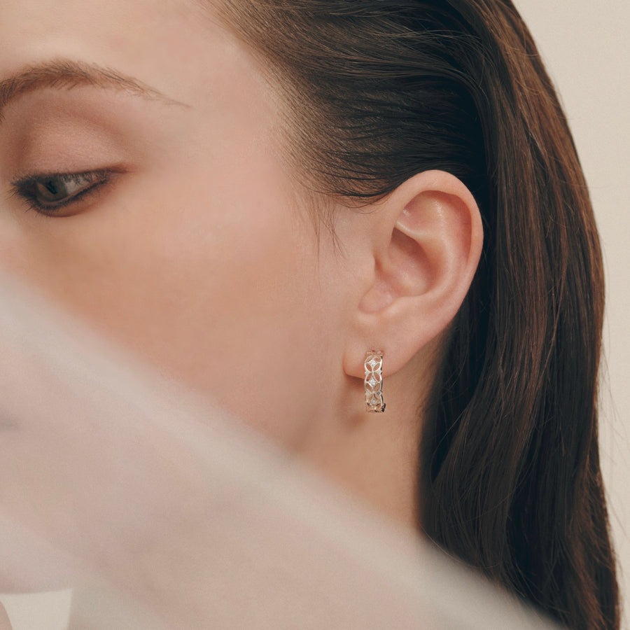 TRINA EARRING IN SILVER