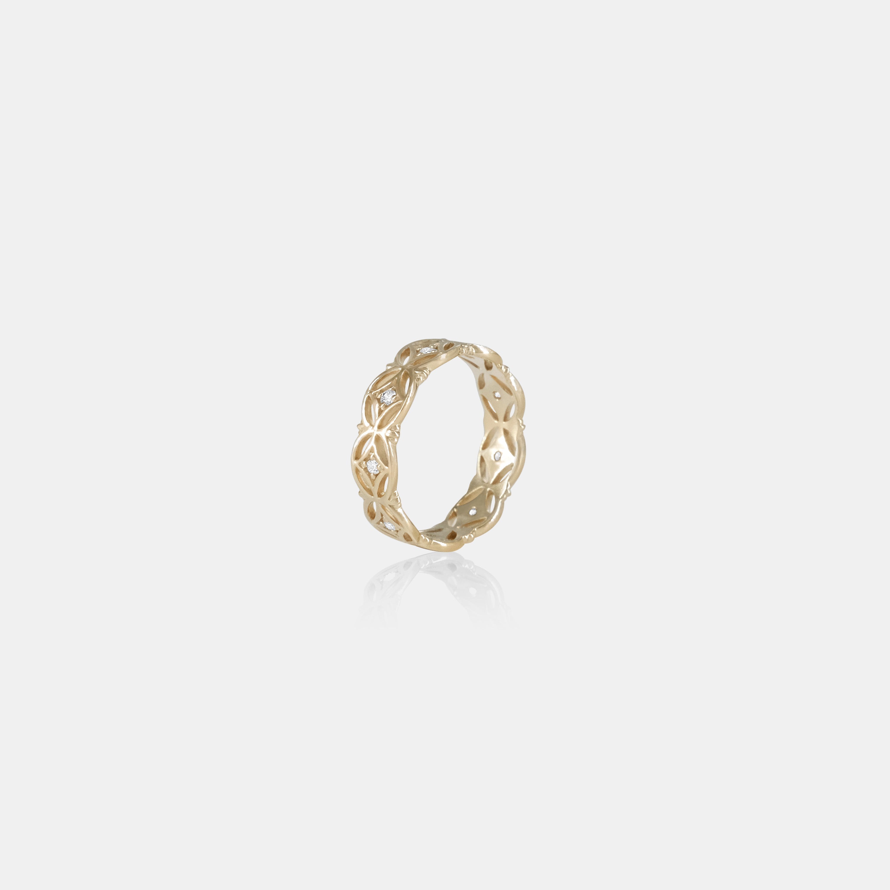 TRINA RING IN YELLOW GOLD